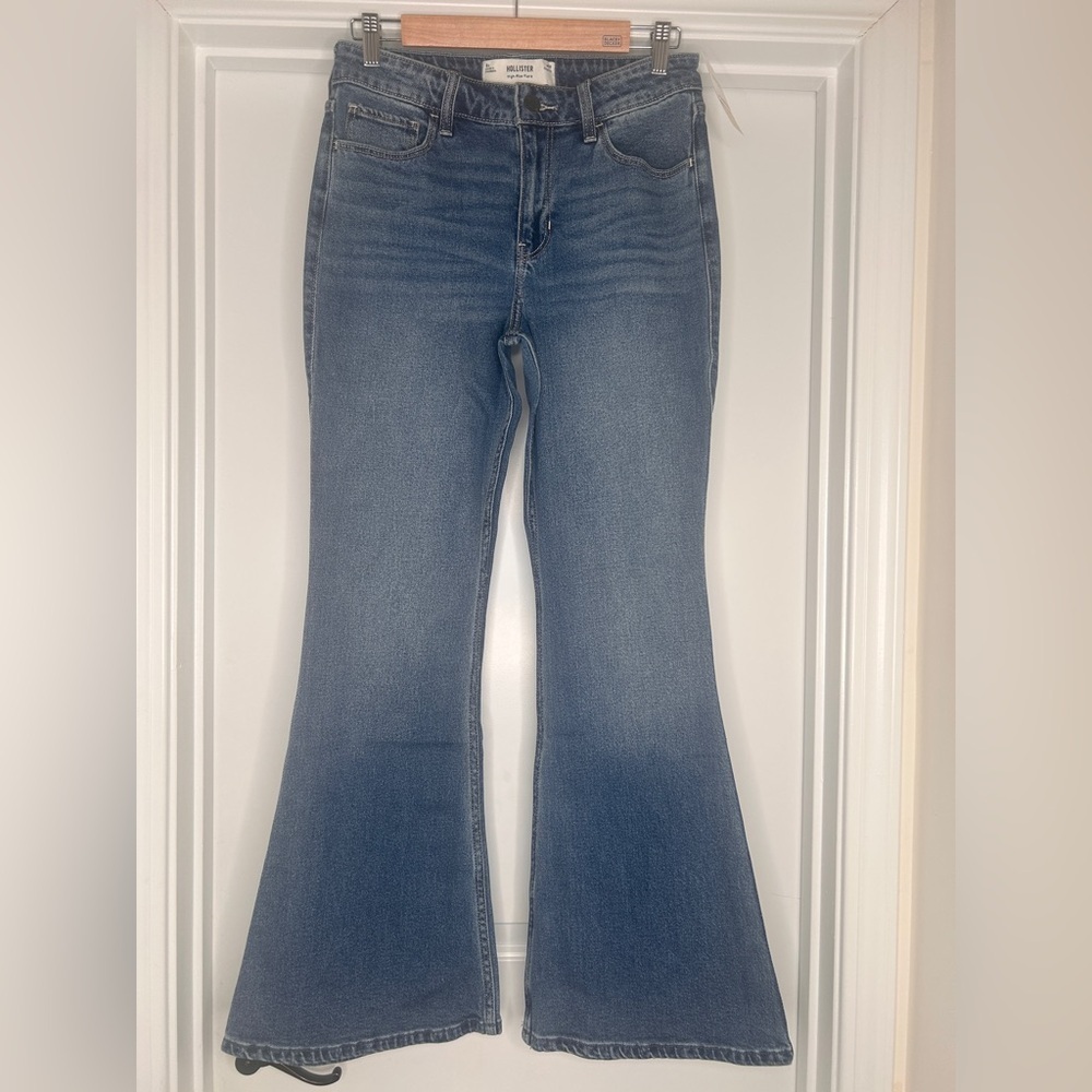 Hollister Women’s High Rise Medium Wash Flare Jeans, Sz. 8R NEW WITH TAGS - Picture 6 of 13